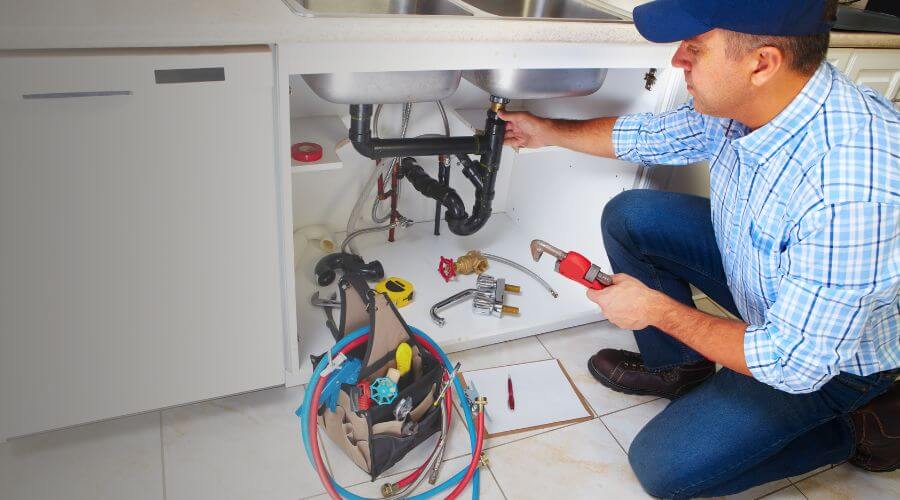 Expert burst pipe repair services in San Joaquin, CA